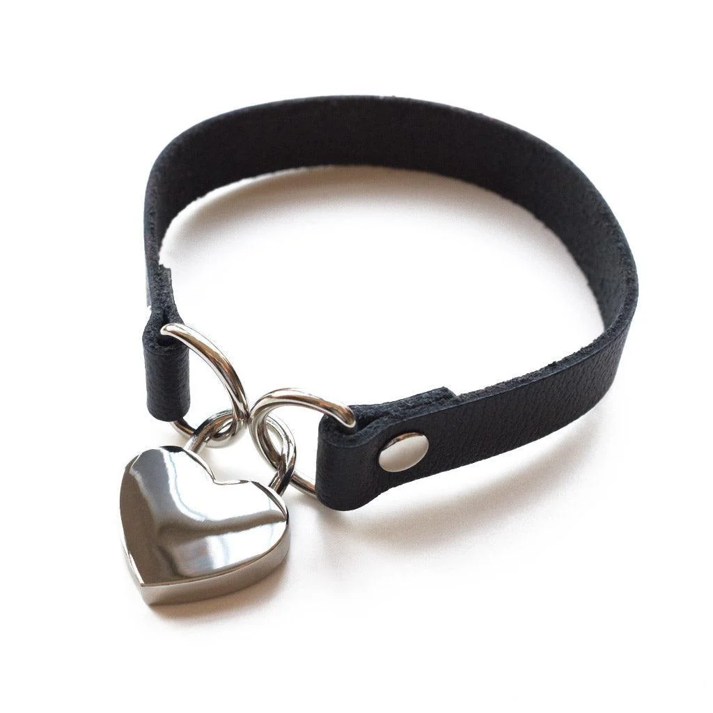 Heart Lock Choker - Image 3