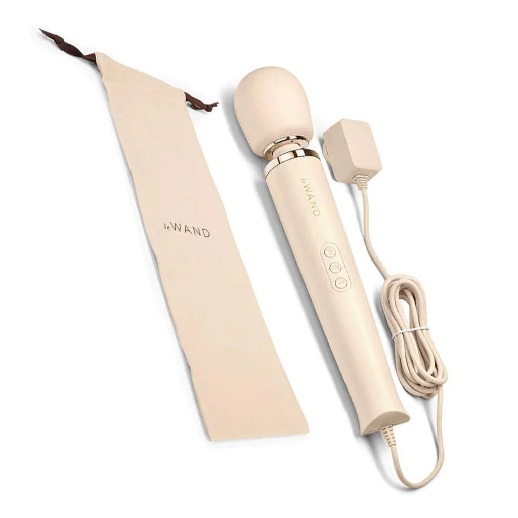 Le Wand Plug-In Vibrating Massager - Image 4