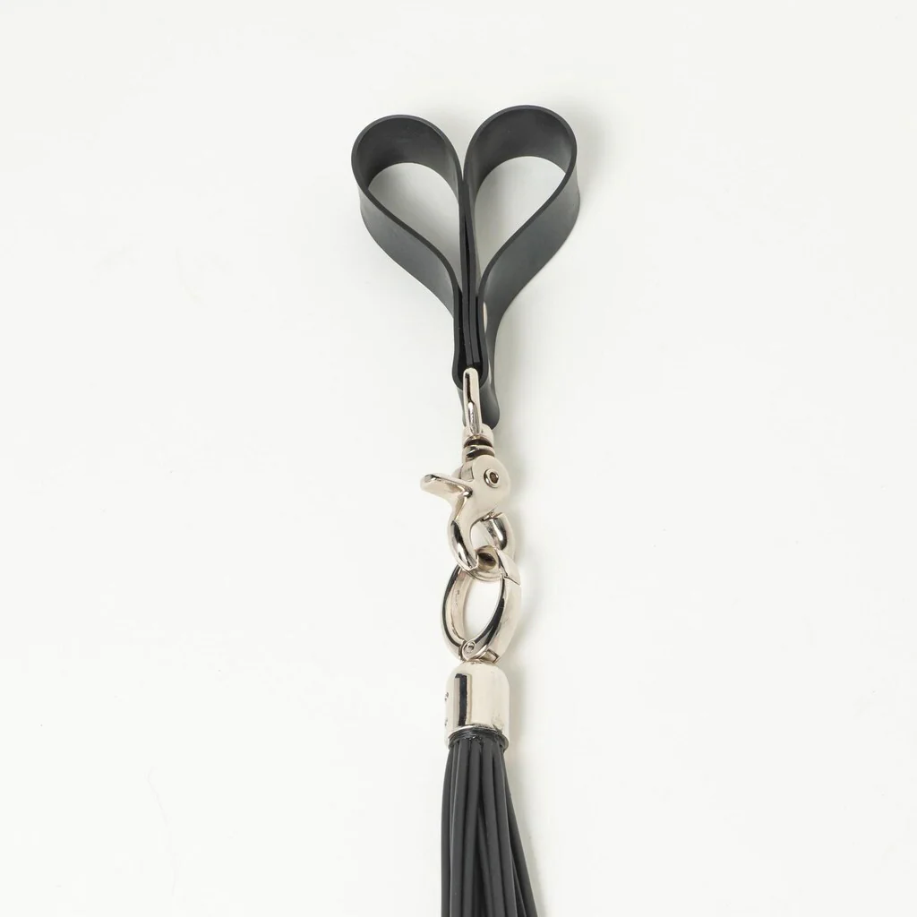 Lystra Rubber Cord Finger Flogger - Image 3