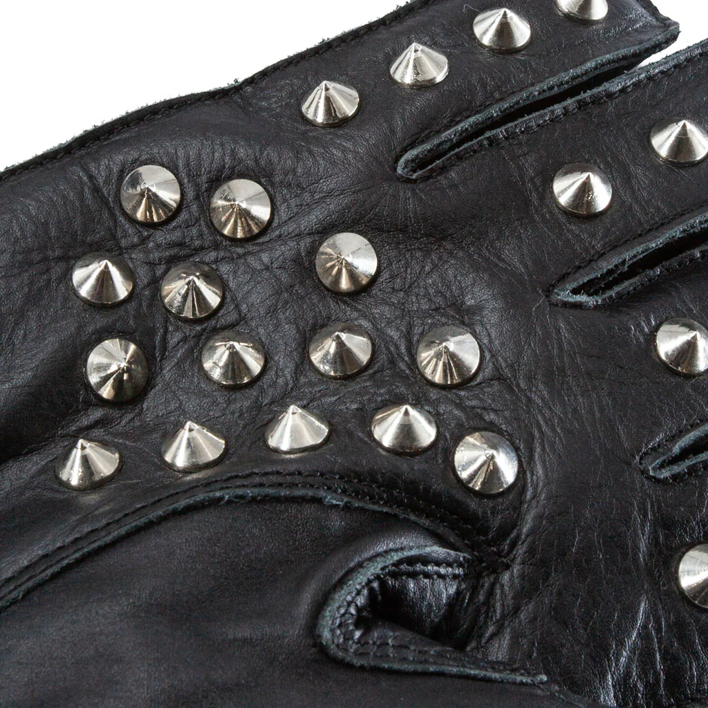 Pyramid Stud Leather Sensation Play Gloves - Image 3