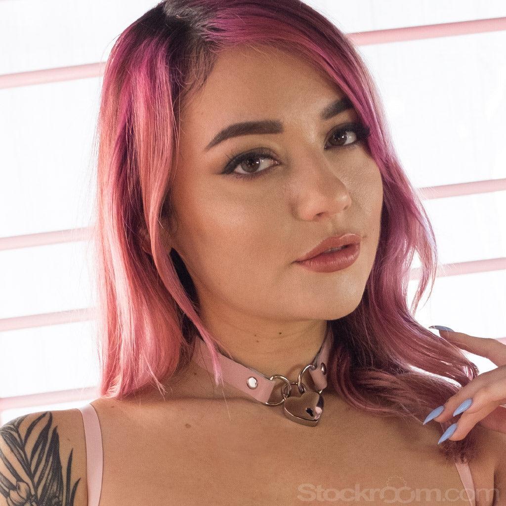Stupid Cute Heart Lock Choker - Image 3