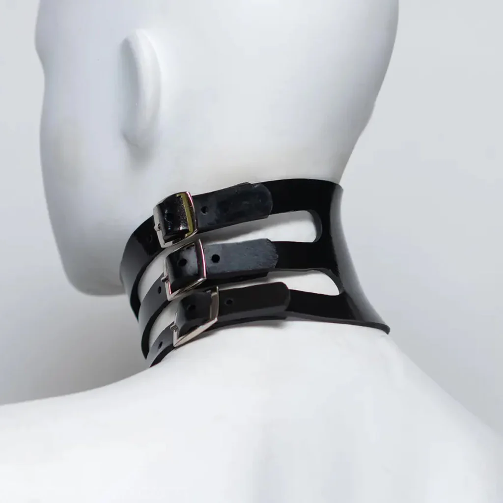 Zafira Asymmetrical Posture Collar - Image 4